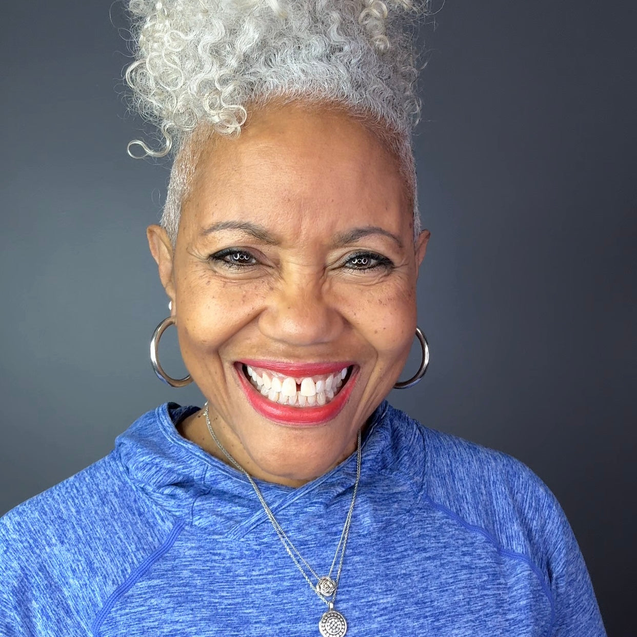 EVOLVher Spotlight: Meet Diane Britt-Smith, A Pro-Aging Actor, Model, and Silver Sister.